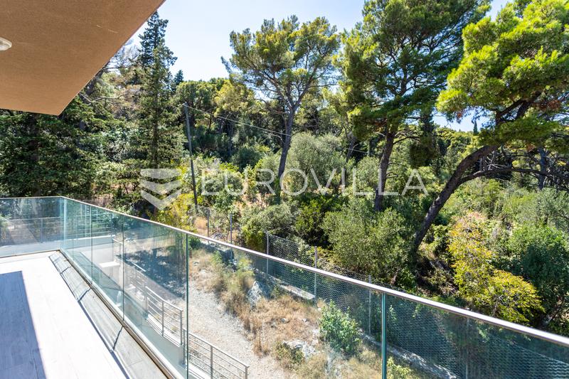 Split, Marjan, komforan trosoban stan s predivnim pogledom - 19
