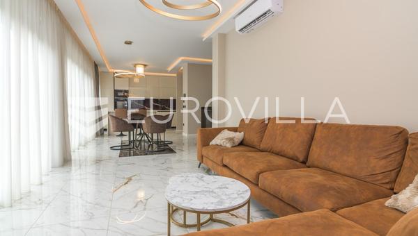 Zagreb, Remete, moderan četverosoban penthouse 113 m² s 2 vanjska parkirna mjesta