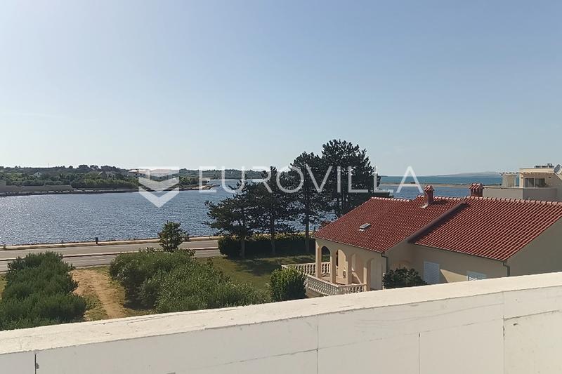 Nin-Zdrijac • Luxusní apartmán u moře s bazénem • 152 m² - 9