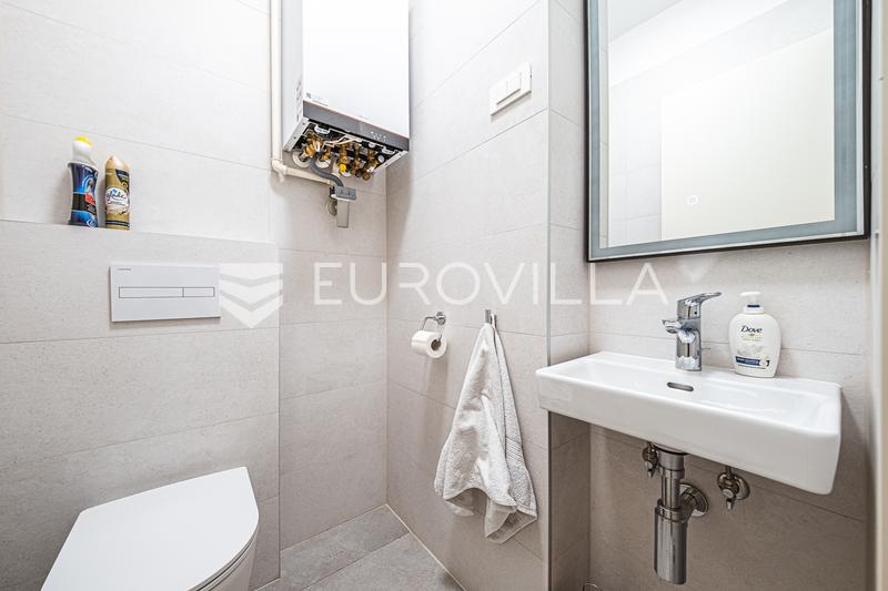 Novi Zagreb, Dugave, excellent two-bedroom apartment 69.27 m², parking - 13
