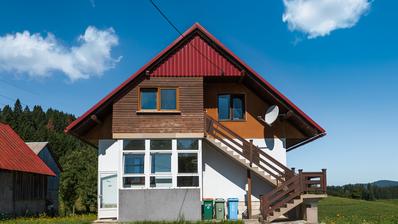 Sunger, casa con tres unidades residenciales