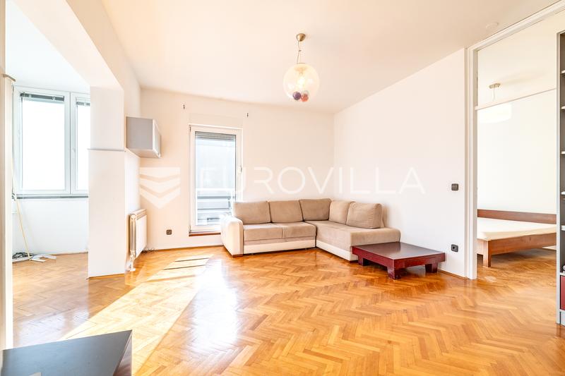 Zagreb, Knezija, Einzimmerwohnung, 3. Stock, 59 m², Aufzug - 1