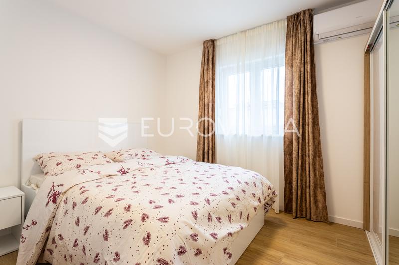 Podstrana, Strozanac, apartamento amueblado de un dormitorio para alquiler de larga duración, 45 m² - 6