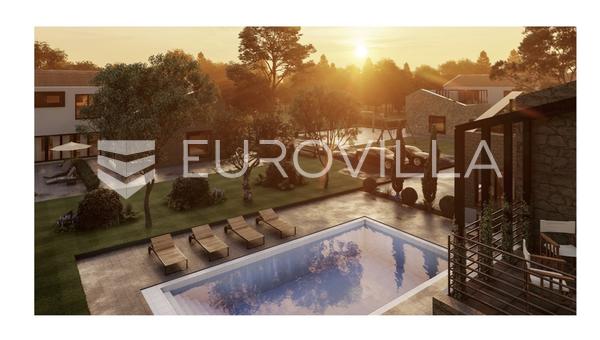 Istra, okolica Vižinade, unikatna, elegantna vila s čarobnim pogledom u srcu Istre