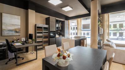 Istra, Novigrad - privlačen poslovni prostor velikosti 129 m² blizu marine