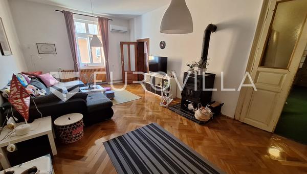 Karlovac, Merkez, daire 231 m², mükemmel konum