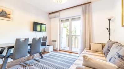 Záhřeb, Cvjetno naselje, dvoupokojový byt s balkonem, 45 m²