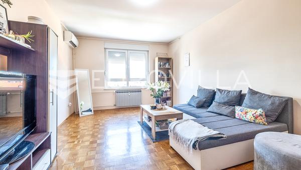 Zagreb, Trešnjevka, hyvin pidetty kaksio autotallilla, 78,64 m²
