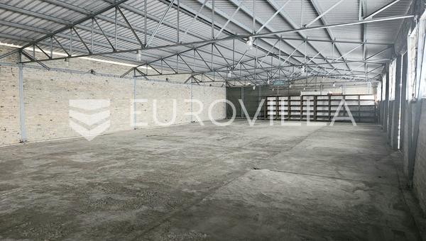 Osijek, Zona Industrial de Cepinska, Para arrendamento, Armazém 300-500 m²