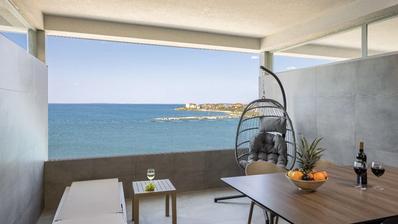 Pag, Povljana, 1. red do mora, namješten studio, 45,93 m²