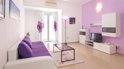 Podstrana, apartamento mobilado de dois quartos com piscina - aluguer de longa duração