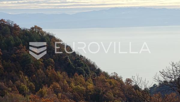 Lovranska Draga, harika manzaralı bir arsa