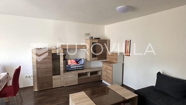Zagreb, PREČKO, uređen dvosoban stan s balkonom, 52 m²