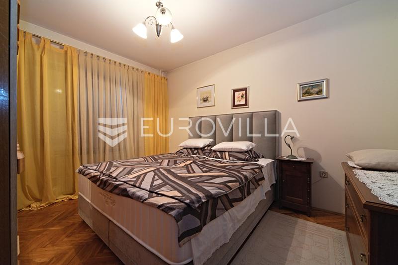 Osijek, Donji Grad, prodaje se prostrana rustikalna vila površine 403 m² - 3