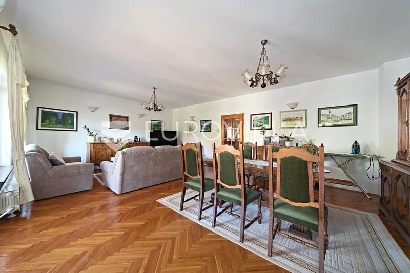 Osijek, Donji Grad, prodaje se prostrana rustikalna vila površine 403 m² - 8