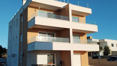 Pag, Mandre: apartamento de três quartos S2 no segundo andar de um EDIFÍCIO NOVO com 71 m²