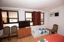 Tisno, ekskluzivna apartmanska kuća prvi red do mora s panoramskim pogledom i brodicom - 9
