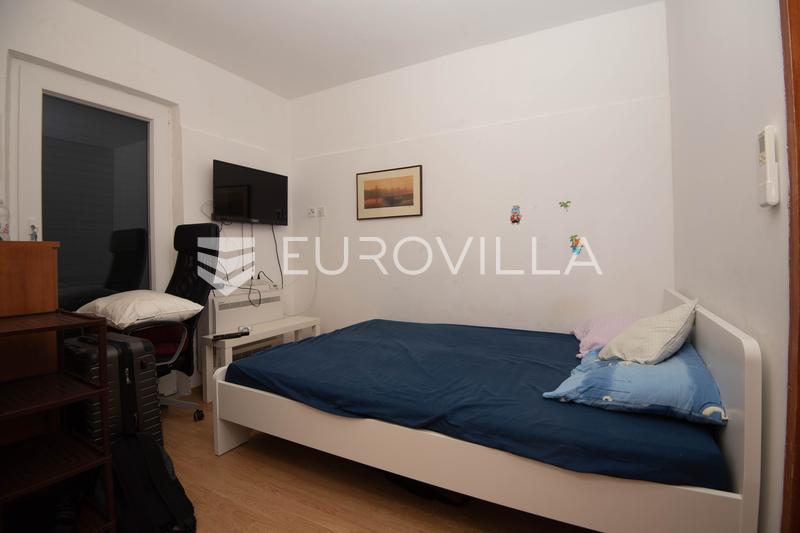 Tisno, ekskluzivna apartmanska kuća prvi red do mora s panoramskim pogledom i brodicom - 20