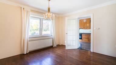 Zagreb, Šestinski vrh, beautiful six-bedroom two-story apartment 250m2 + 2 garages