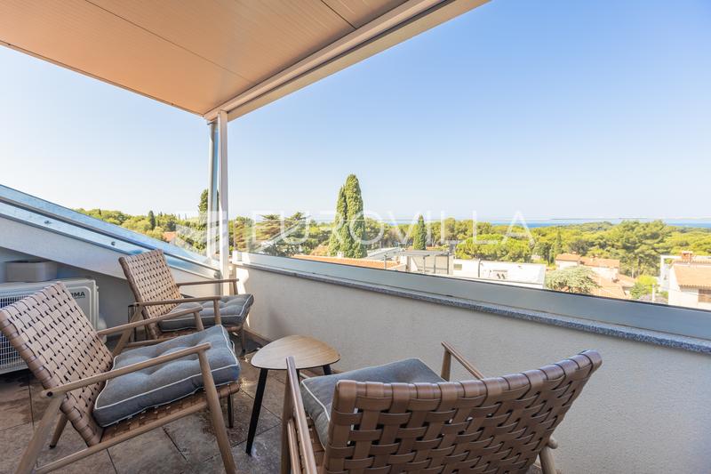Istria, Pula, apartamento completamente renovado en una villa austrohúngara, a 100 m de la playa. - 26