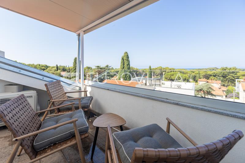 Istria, Pula, apartamento completamente renovado en una villa austrohúngara, a 100 m de la playa. - 29