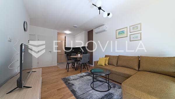 Osijek, Donji Grad - yeni tadilatlı 50 m² kiralık daire