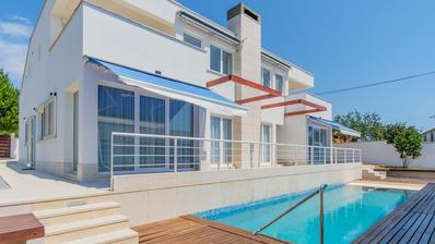 Istrien, Porec, unik designervilla med extra lägenhet, wellness och uppvärmd pool