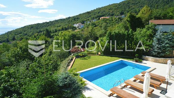 Opatija, Matulji, yüzme havuzlu ve panoramik deniz manzaralı villa