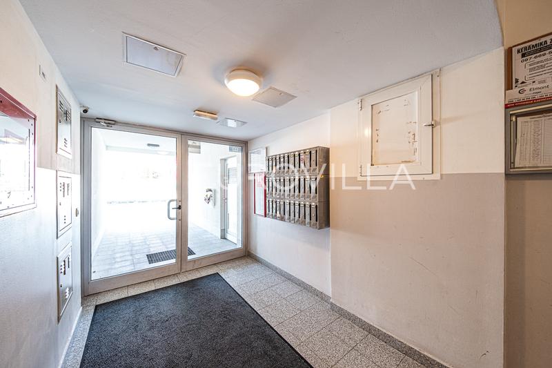 Zagreb, Prečko, komfortables Büro 51 m² - 12