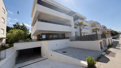 Esclusivo appartamento con tre camere da letto a Diklo, Zadar, 136 m² con terrazza sul tetto e vista mare