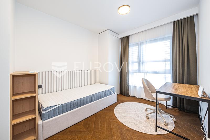 Zagreb, Črnomerec, designer three-room apartment with 83 m² and a garage parking spot - 10