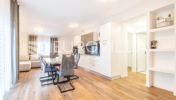 Dubrava, 339,17 m²-es, négylakásos lakóépület hat parkolóhellyel