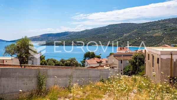 Marina, building plot with a total area of 1,753 m²