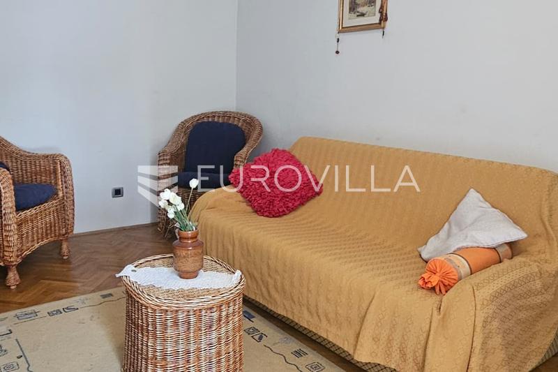 Split, Znjan 99,8 m²'lik konforlu daire, güney cepheli ve deniz manzaralı - 15