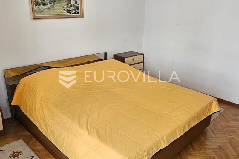 Split, Znjan 99,8 m²'lik konforlu daire, güney cepheli ve deniz manzaralı - 11