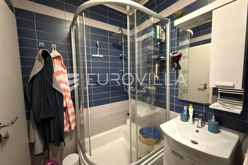 Đakovo, svijetao i praktičan dvosoban stan 51 m² - 10