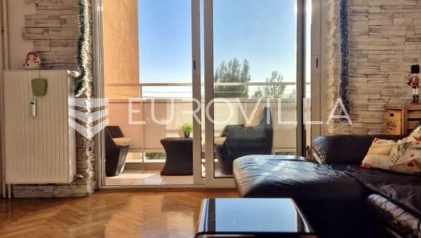 Rijeka, Gornja Vežica, furnished three-bedroom apartment with a loggia and a view