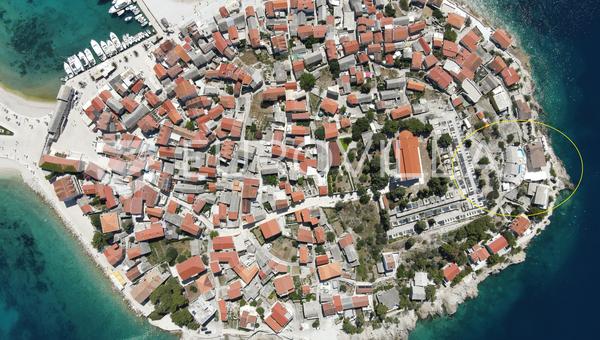 Primošten, autentična kamena ljepotica smještena na jedinstvenoj poziciji 