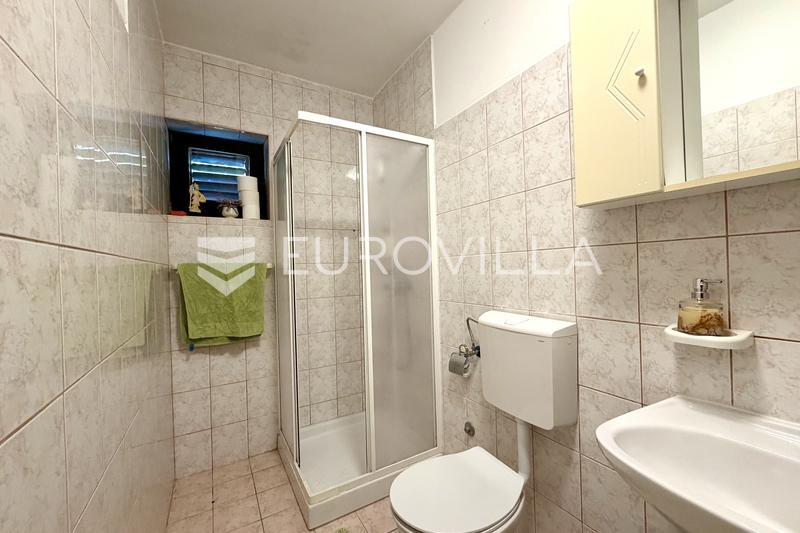 Istria, Pomer, ground-floor apartment with a garden for long-term rent - 8