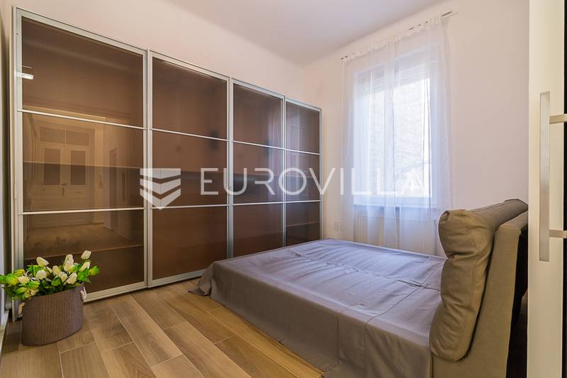 Ulica Senoina, piękne jednopokojowe mieszkanie o powierzchni 115 m² na pierwszym piętrze - 15