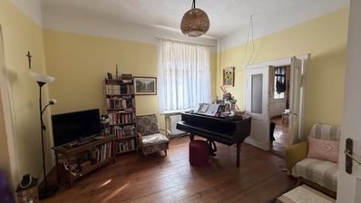 Dakovo, 989 m² arsa üzerinde otantik 150 m² ev