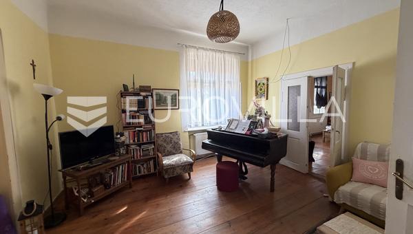 Đakovo, autentična kuća od 150 m² na parceli od 989 m²
