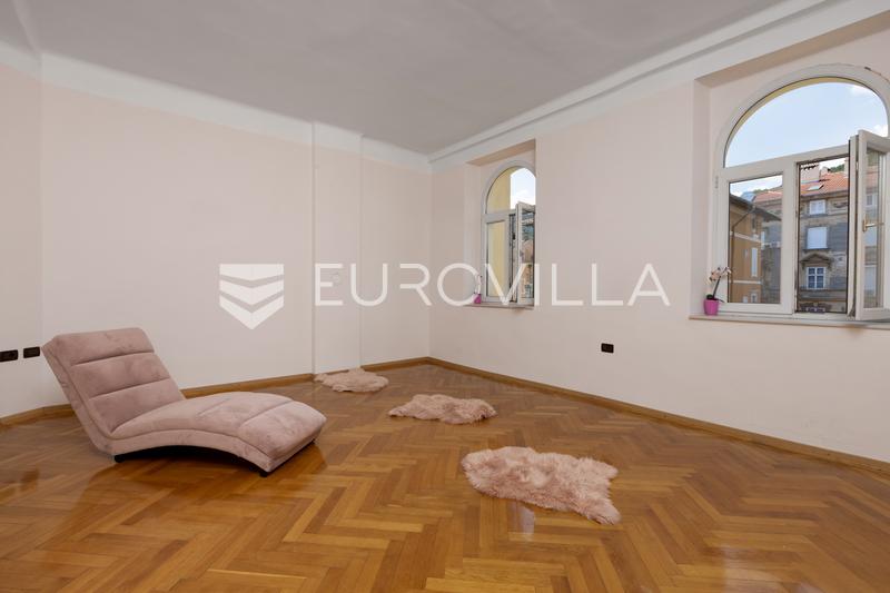 Opatija, Zentrum, Luxus-Penthouse von 220 m² mit Dachterrasse und zwei Parkplätzen - 14