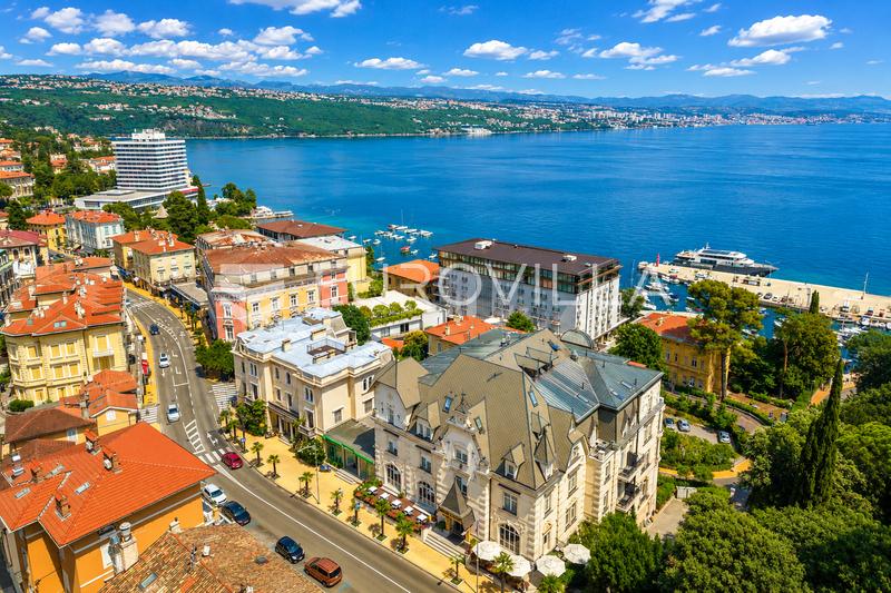 Opatija, Zentrum, Luxus-Penthouse von 220 m² mit Dachterrasse und zwei Parkplätzen - 34