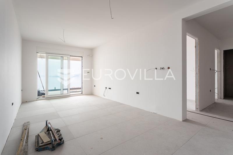 Čiovo, Okrug Gornji, dvosoban stan na prvom katu