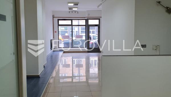 Zagreb, Tresnjevka, Ozaljska gade, attraktiv to-plans erhvervsejendom med gadefacade på 110 m²
