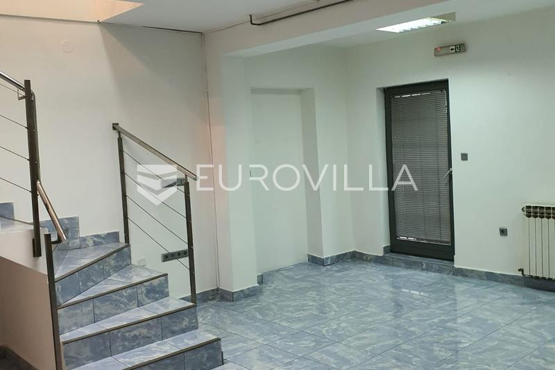 Zagabria, Tresnjevka, via Ozaljska, attraente immobile commerciale fronte strada su due livelli di 110 m² - 3