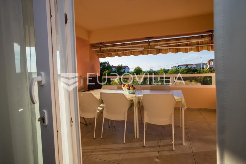 Rab, Barbat, deniz manzaralı iki odalı daire, denize 200 m, 105 m² - 15
