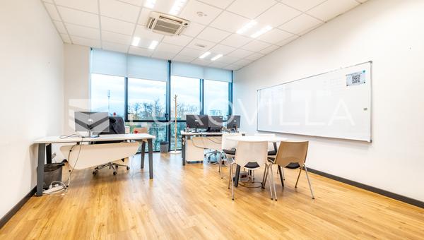 Zagreb, Avenija Dubrovnik, nyrenoveret kontorlokale 121 m2