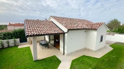 Istrie, Bale, maison moderne de plain-pied dans le centre